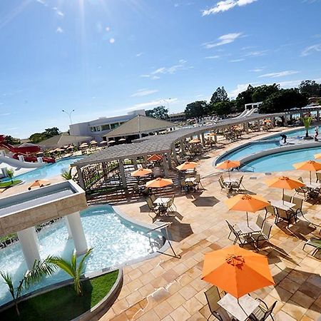 Apartamento L'Acqua Caldas Novas Habitación foto